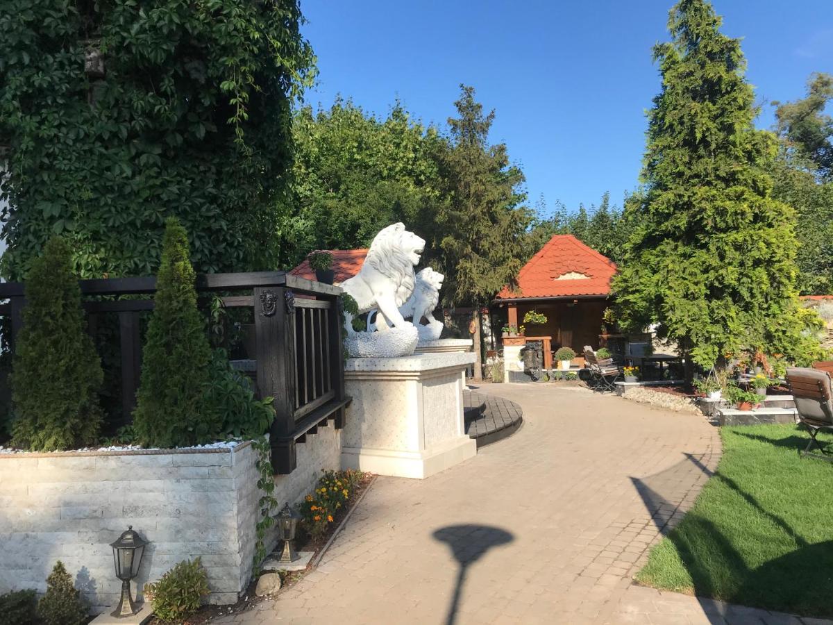 Bed and Breakfast Dworek Oliwski Danzig Exterior foto