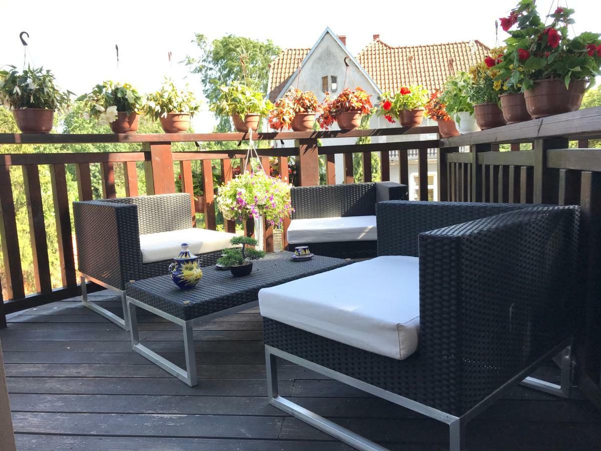 Bed and Breakfast Dworek Oliwski Danzig Exterior foto